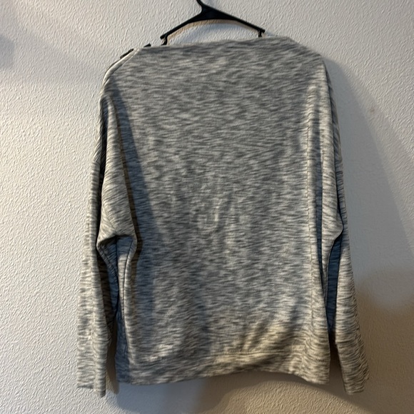 Maurice’s wide neck sweatshirt with zip shoulder size small - Picture 5 of 5